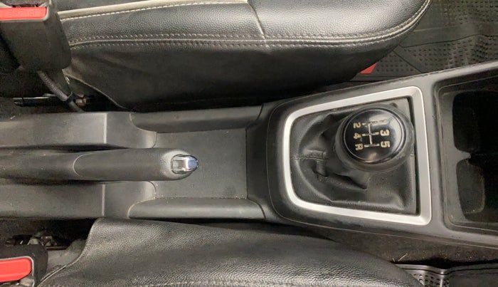 2020 Maruti Swift VXI, Petrol, Manual, 65,501 km, Gear Lever
