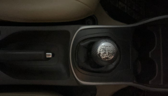 2017 Honda City 1.5L I-VTEC V MT, Petrol, Manual, 45,651 km, Gear Lever