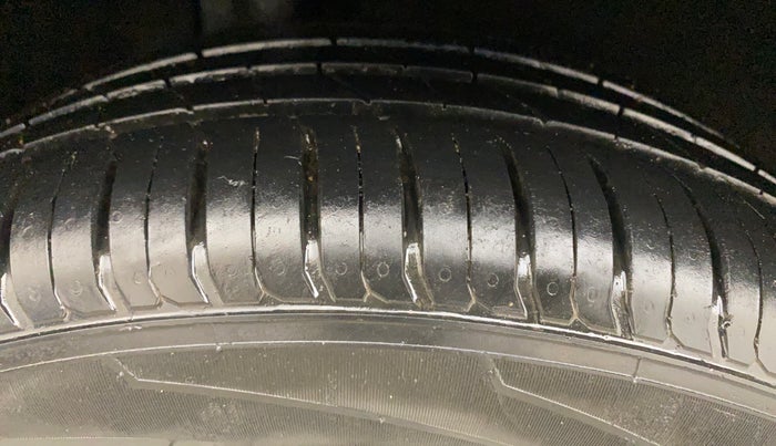 2018 Maruti Baleno ALPHA CVT PETROL 1.2, Petrol, Automatic, 62,927 km, Right Rear Tyre Tread