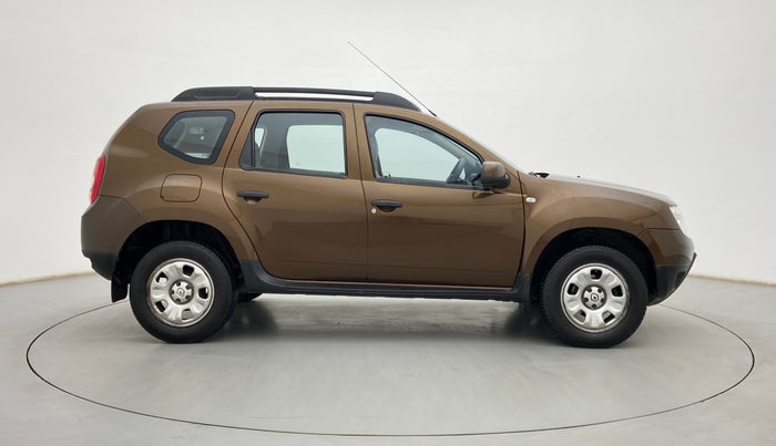 2015 Renault Duster 85 PS RXL DIESEL, Diesel, Manual, 98,087 km, Right Side View