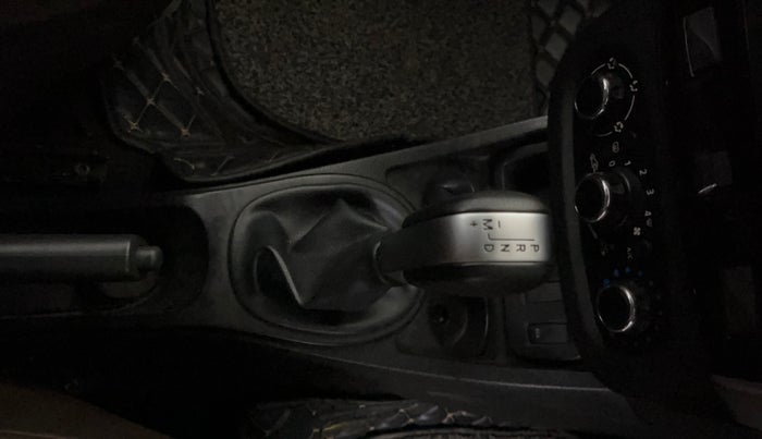 2019 Renault Duster RXS OPT CVT, Petrol, Automatic, 72,559 km, Gear Lever
