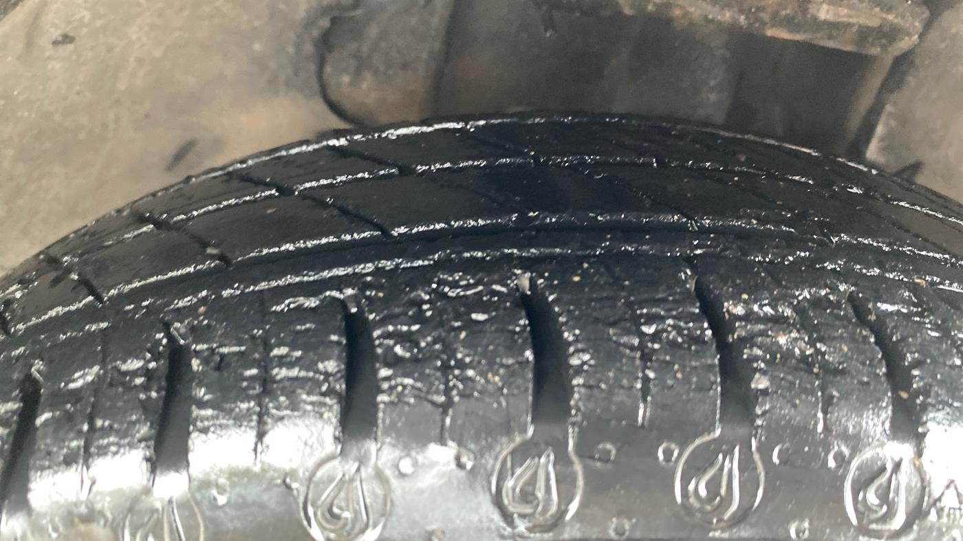 2021 Tata Tiago XT PETROL, Petrol, Manual, 38,345 km, Right Front Tyre Tread