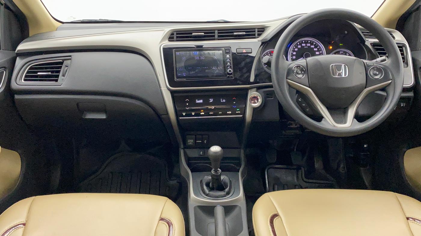 2017 Honda City V MT PETROL, Petrol, Manual, 53,544 km, Dashboard
