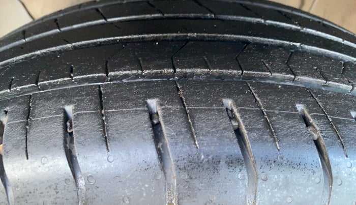 2021 Hyundai Creta SX EXECUTIVE 1.5 PETROL, Petrol, Manual, 23,918 km, Left Front Tyre Tread