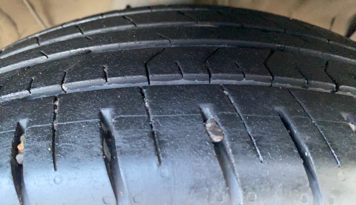 2021 Hyundai Creta SX EXECUTIVE 1.5 PETROL, Petrol, Manual, 23,918 km, Right Front Tyre Tread