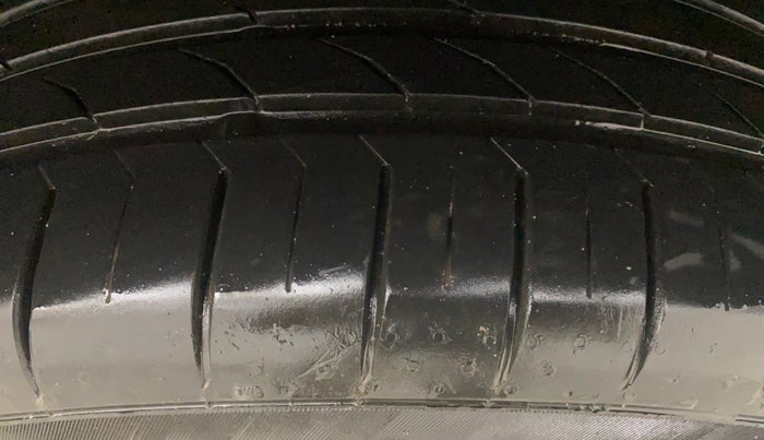 2021 Tata Safari XZA PLUS, Diesel, Automatic, 57,303 km, Left Rear Tyre Tread
