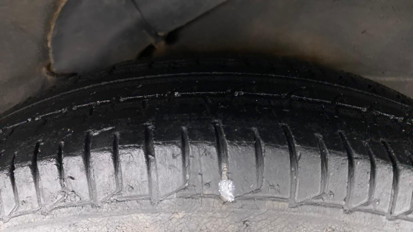 2013 Hyundai i10 MAGNA 1.2 KAPPA2, Petrol, Manual, 59,699 km, Left Rear Tyre Tread