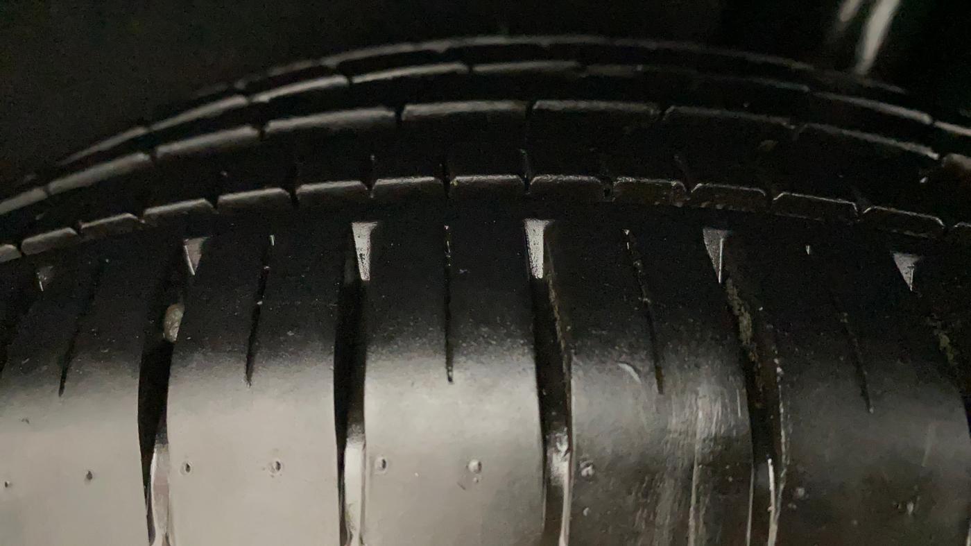 2021 Maruti Baleno ZETA PETROL 1.2, Petrol, Manual, 2,934 km, Left Rear Tyre Tread