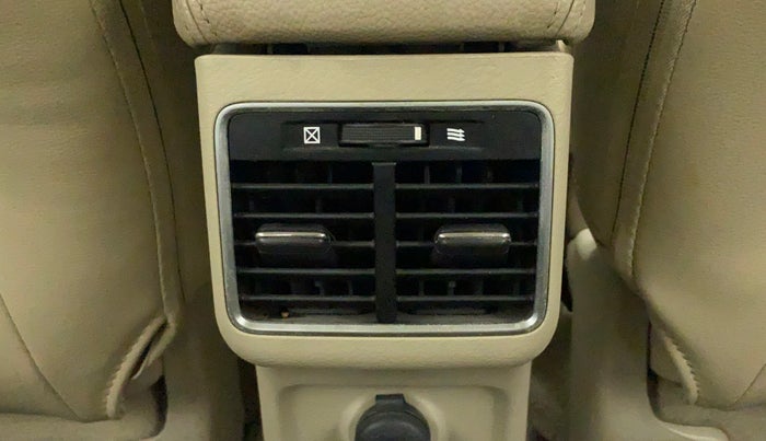2015 Maruti Ciaz ZXI, Petrol, Manual, 52,038 km, Rear AC Vents