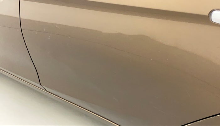 2015 Maruti Ciaz ZXI, Petrol, Manual, 52,038 km, Rear left door - Slightly dented