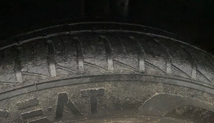 2019 Renault Kwid CLIMBER 1.0 AMT (O), CNG, Automatic, 55,495 km, Left Rear Tyre Tread