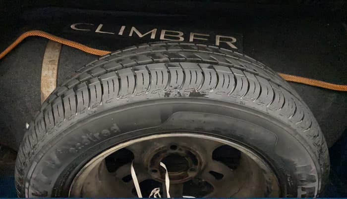 2019 Renault Kwid CLIMBER 1.0 AMT (O), CNG, Automatic, 55,495 km, Spare Tyre