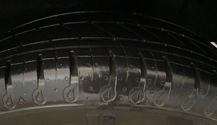 2021 Renault Kwid RXL 1.0, Petrol, Manual, 30,248 km, Left Rear Tyre Tread