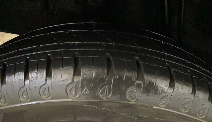 2021 Renault Kwid RXL 1.0, Petrol, Manual, 30,248 km, Right Rear Tyre Tread