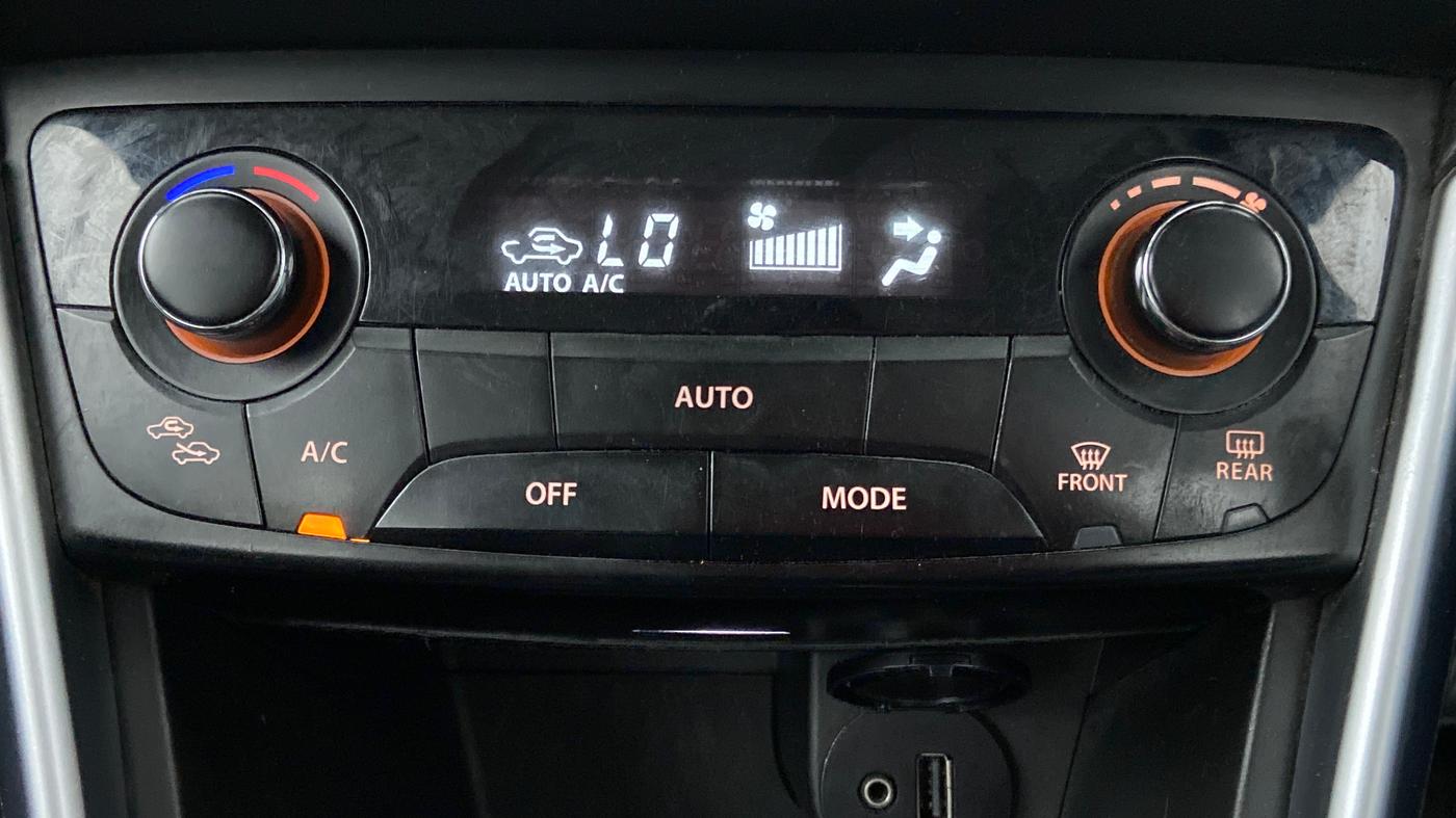 2020 Maruti S Cross ALPHA 1.5 SMART HYBRID, Petrol, Manual, 40,868 km, Automatic Climate Control