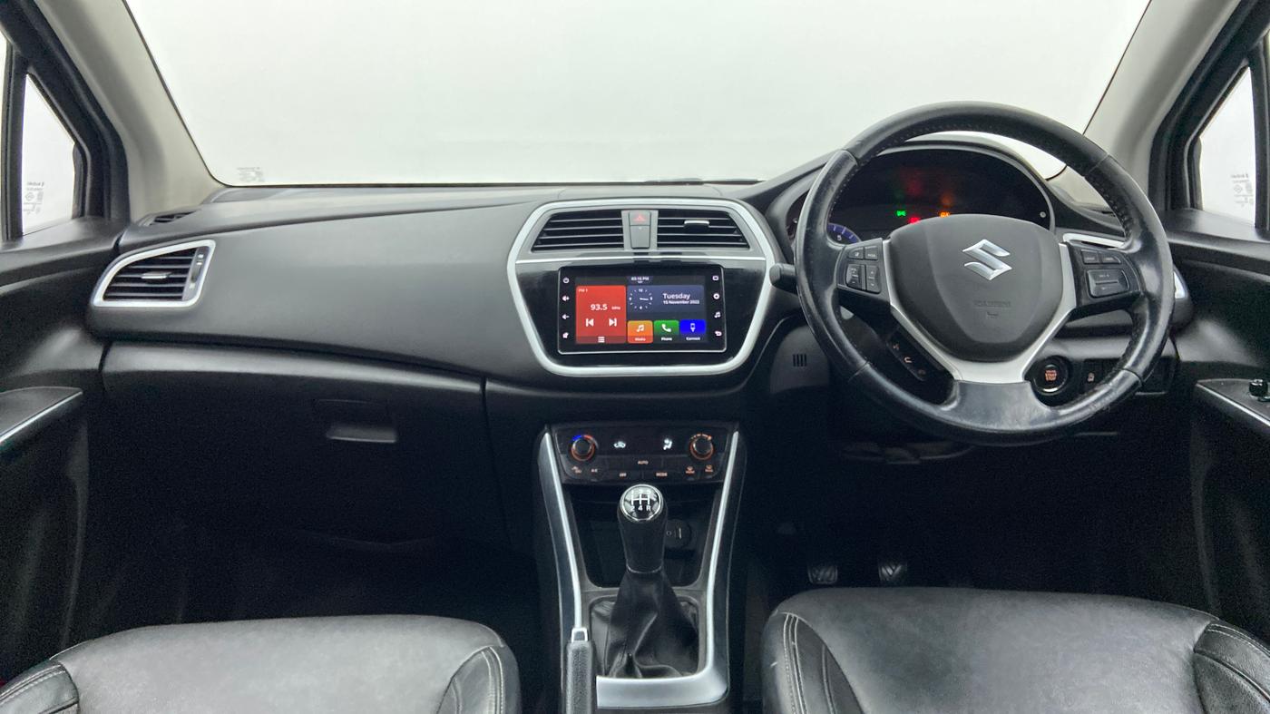 2020 Maruti S Cross ALPHA 1.5 SMART HYBRID, Petrol, Manual, 40,868 km, Dashboard