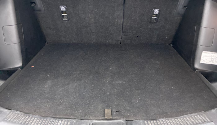2020 Maruti S Cross ALPHA 1.5 SMART HYBRID, Petrol, Manual, 40,868 km, Boot Inside
