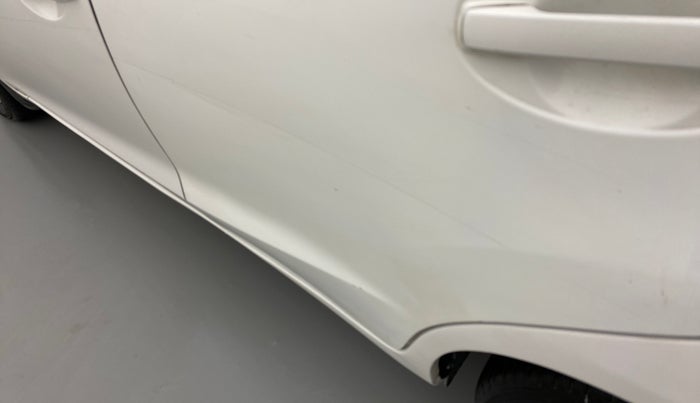 2013 Honda Brio VX AT, Petrol, Automatic, 70,800 km, Rear left door - Slightly dented