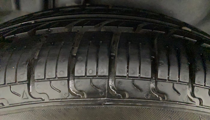 2012 Maruti Swift Dzire VXI, Petrol, Manual, 28,018 km, Left Rear Tyre Tread