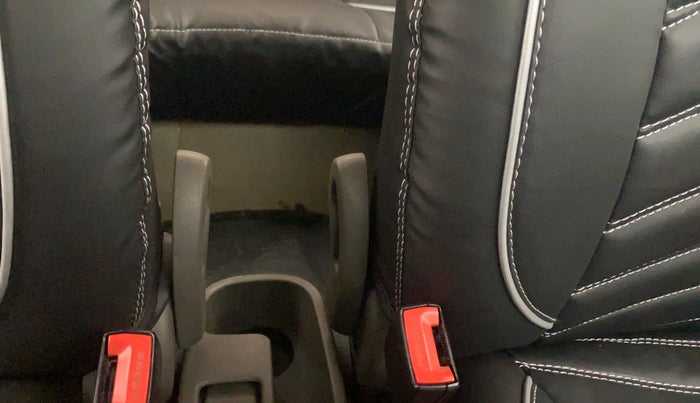 2013 Hyundai i10 SPORTZ 1.2, Petrol, Manual, 75,320 km, Driver Side Adjustment Panel