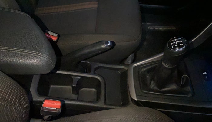 2022 Maruti BREZZA ZXI + SMART HYBRID DUAL TONE, Petrol, Manual, 17,375 km, Gear Lever