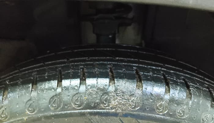 2022 Renault Kwid CLIMBER MT 1.0, Petrol, Manual, 15,446 km, Right Front Tyre Tread
