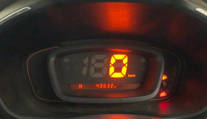 2017 Renault Kwid RXT 1.0 AMT, Petrol, Automatic, 43,633 km, Odometer Image