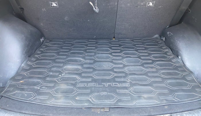 2020 KIA SELTOS HTX IVT 1.5 PETROL, Petrol, Automatic, 59,859 km, Boot Inside