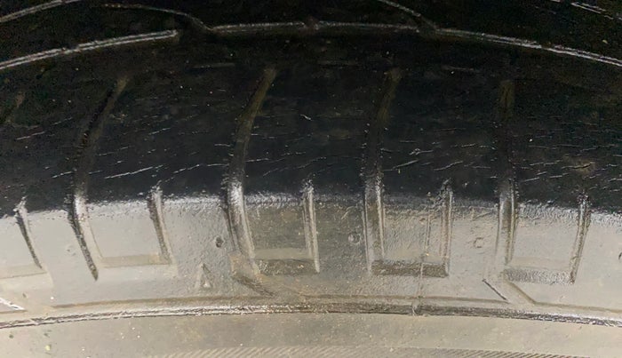 2018 Hyundai Creta SX AT 1.6 PETROL, Petrol, Automatic, 49,865 km, Right Rear Tyre Tread