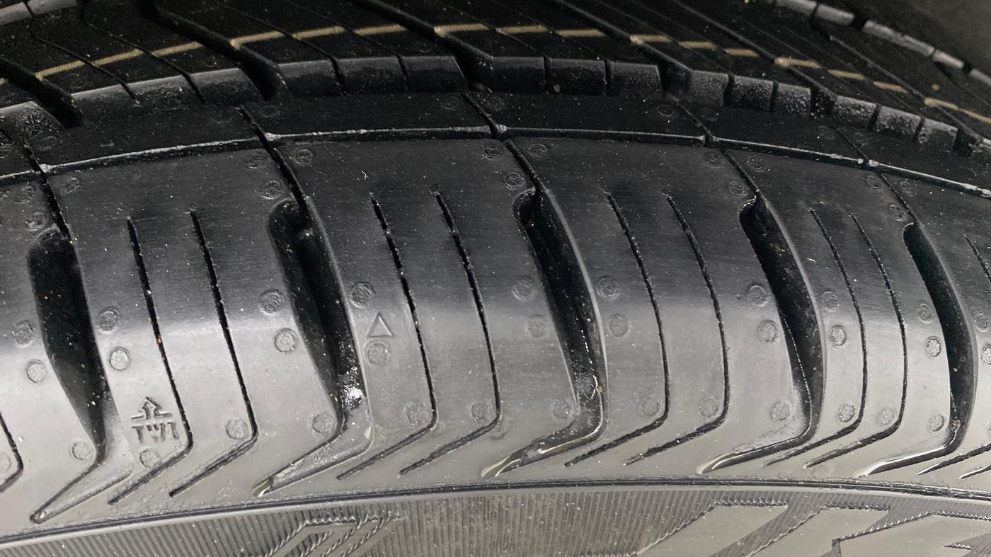 2021 Maruti Baleno ZETA CVT PETROL 1.2, Petrol, Automatic, 62,450 km, Right Rear Tyre Tread