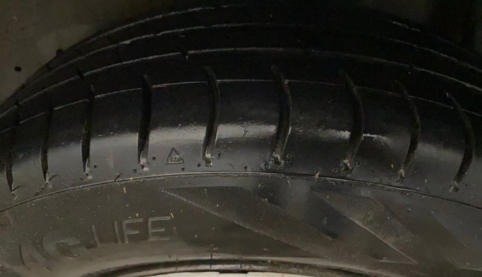 2015 Maruti Celerio VXI CNG, CNG, Manual, 53,734 km, Left Rear Tyre Tread