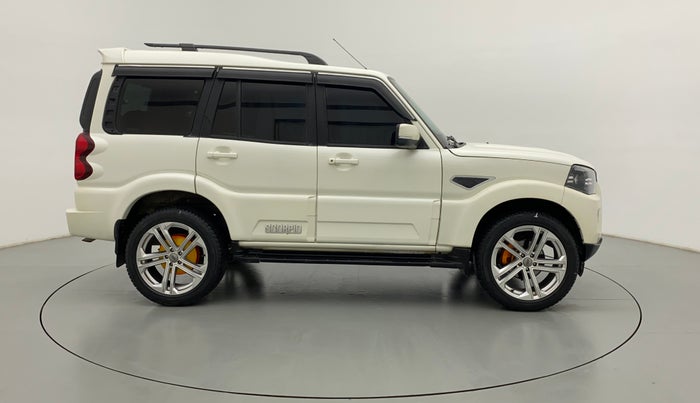 2017 Mahindra Scorpio S11, Diesel, Manual, 86,925 km, Right Side View