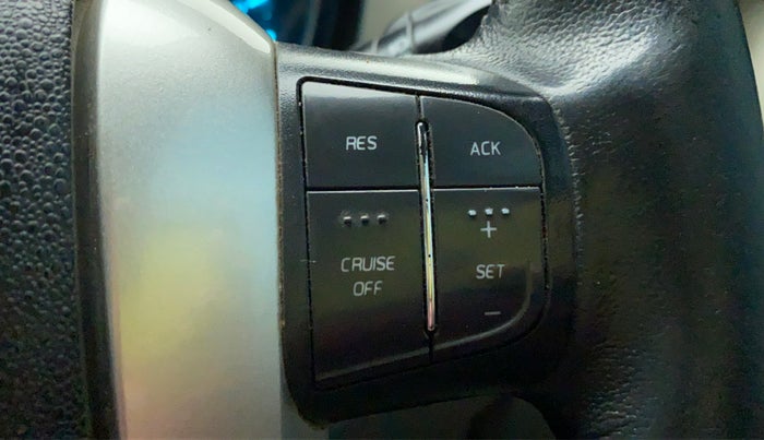2017 Mahindra Scorpio S11, Diesel, Manual, 86,925 km, Adaptive Cruise Control