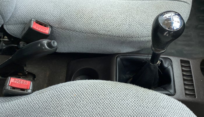 2013 Hyundai Santro Xing GL PLUS, Petrol, Manual, 79,937 km, Gear Lever