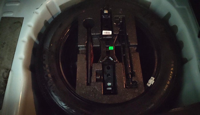 2022 Skoda KUSHAQ STYLE 1.0L TSI AT (6 AIRBAGS), Petrol, Automatic, 39,070 km, Spare Tyre