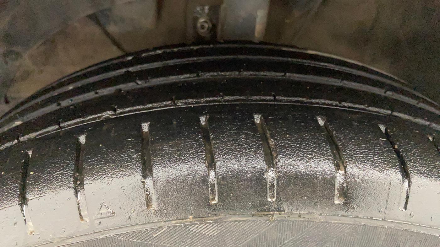 2020 Maruti Baleno ALPHA PETROL 1.2, Petrol, Manual, 43,775 km, Left Front Tyre Tread