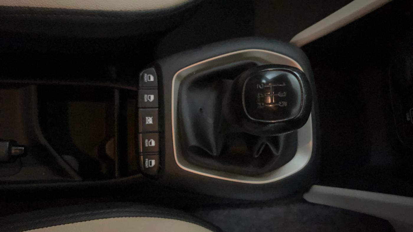 2019 Hyundai NEW SANTRO SPORTZ CNG, CNG, Manual, 88,433 km, Gear Lever
