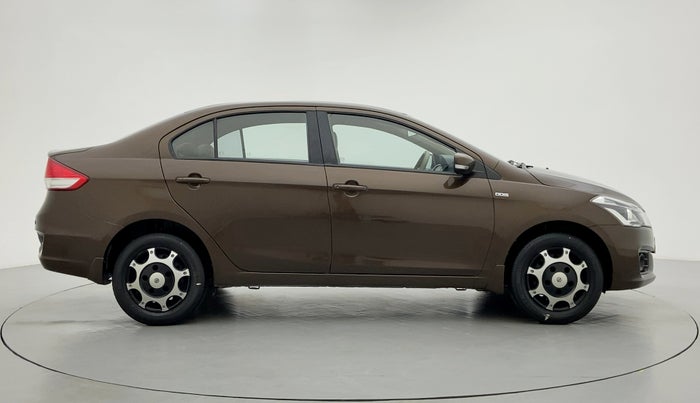 2014 Maruti Ciaz VDI PLUS, Diesel, Manual, 62,760 km, Right Side View