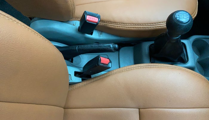 2013 Maruti Alto K10 VXI, Petrol, Manual, 92,887 km, Gear Lever