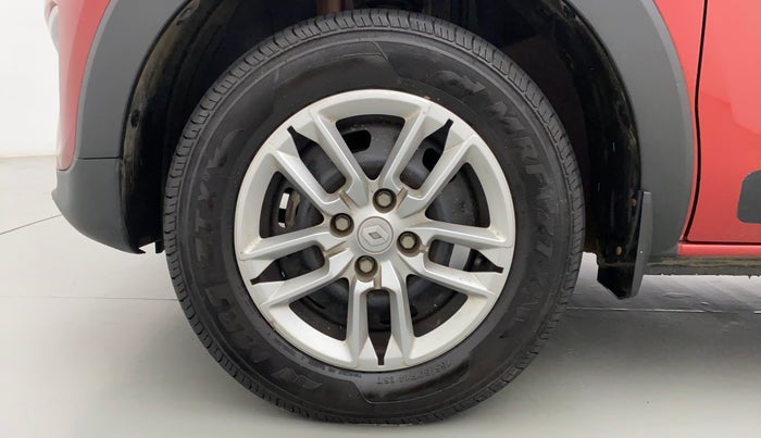 2020 Renault TRIBER RXL AT, Petrol, Automatic, 3,039 km, Left Front Wheel