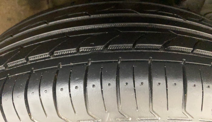 2016 Hyundai Elite i20 SPORTZ 1.2, Petrol, Manual, 50,087 km, Left Rear Tyre Tread
