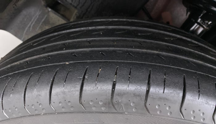 2018 Jeep Compass 2.0 LONGITUDE, Diesel, Manual, 89,228 km, Right Rear Tyre Tread