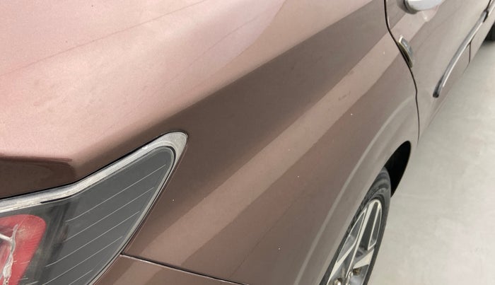 2020 Hyundai AURA SX 1.2, Petrol, Manual, 31,093 km, Right quarter panel - Minor scratches