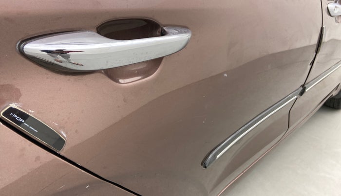 2020 Hyundai AURA SX 1.2, Petrol, Manual, 31,093 km, Right rear door - Slightly dented