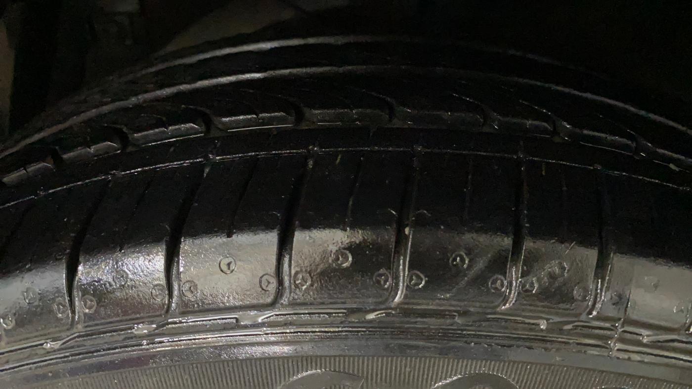 2021 Maruti Ciaz ZETA 1.5 SHVS MT PETROL, Petrol, Manual, 15,981 km, Left Front Tyre Tread