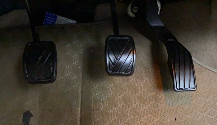 2021 Maruti Ciaz ZETA 1.5 SHVS MT PETROL, Petrol, Manual, 15,904 km, Pedals