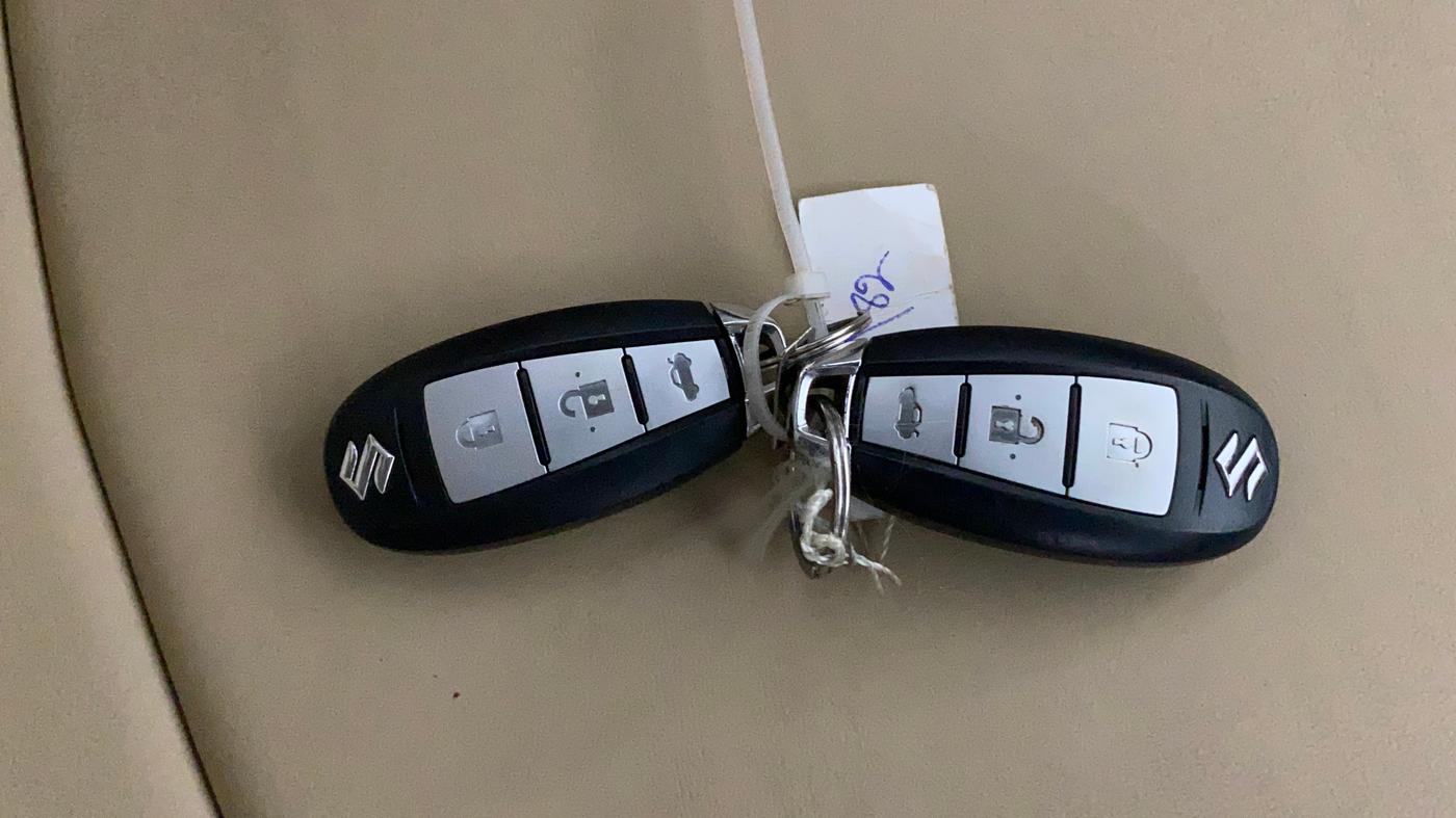 2021 Maruti Ciaz ZETA 1.5 SHVS MT PETROL, Petrol, Manual, 15,981 km, Key Close Up