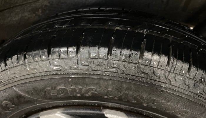 2017 Maruti Wagon R 1.0 LXI, Petrol, Manual, 65,328 km, Left Rear Tyre Tread