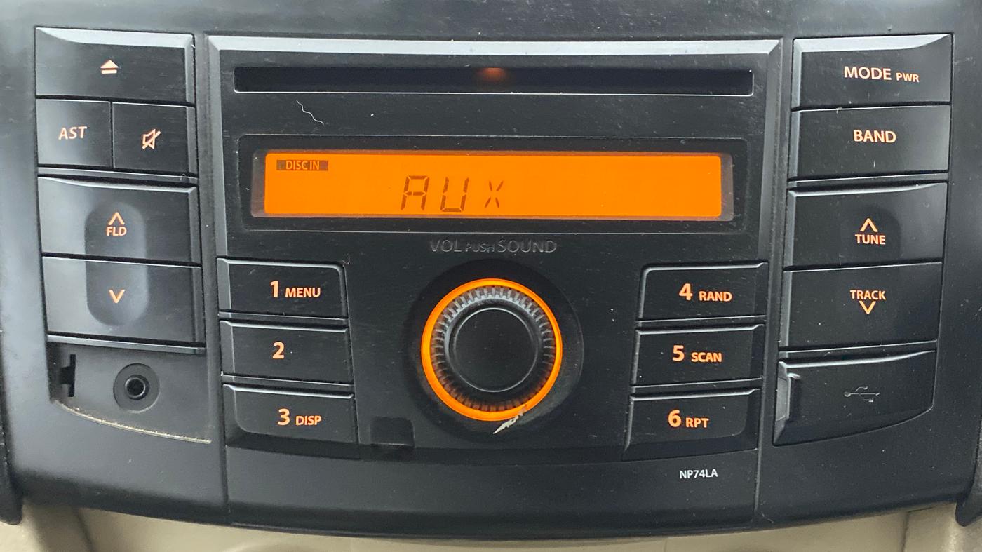2015 Maruti Swift Dzire VDI, Diesel, Manual, 90,073 km, Infotainment System