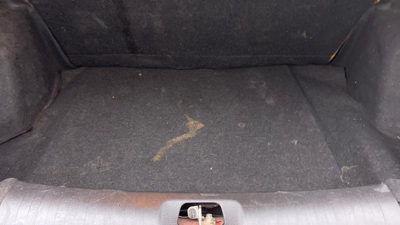 2015 Maruti Swift Dzire VDI, Diesel, Manual, 90,073 km, Boot Inside